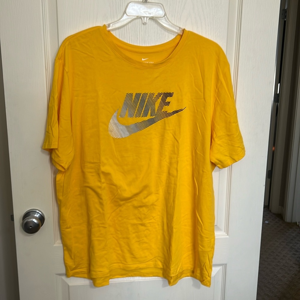 Yellow Nike tee 3XL
